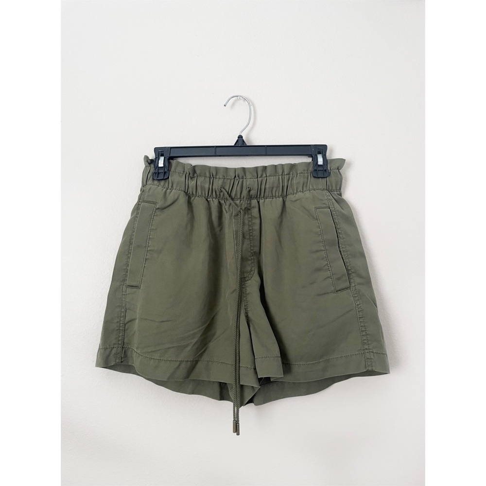 LOFT pull on shorts
